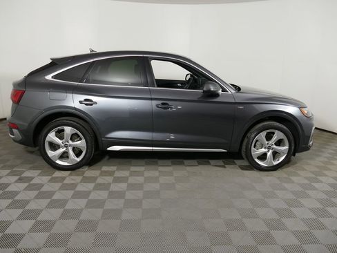 Used 2023 Audi Q5 2.0T Premium w/ Convenience Package AWD/4WD image 8