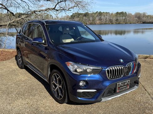 Used 2018 BMW X1 sDrive28i w/ Convenience Package image 2
