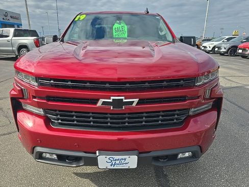 Used 2019 Chevrolet Silverado 1500 RST AWD/4WD image 2