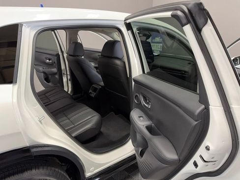 Used 2025 Honda HR-V EX-L image 27