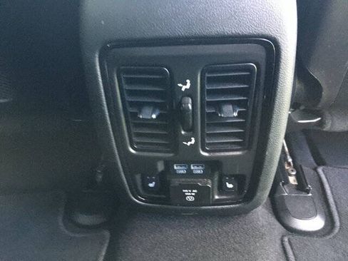 Used 2022 Dodge Durango R/T AWD/4WD image 30