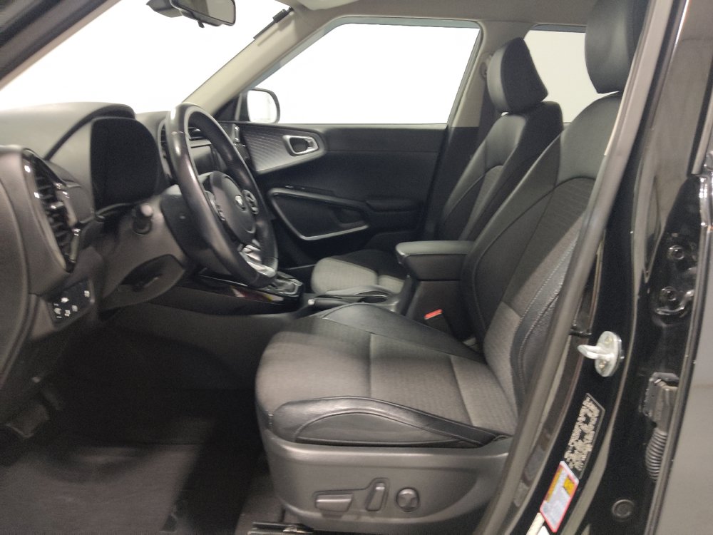 Used 2020 Kia Soul EX FWD image 17