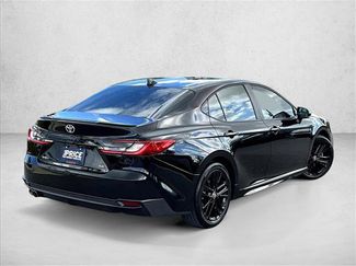 Used 2025 Toyota Camry SE FWD video 2