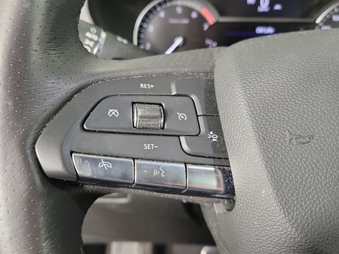 Used 2023 Cadillac XT4 Sport FWD image 22