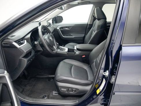 Used 2023 Toyota RAV4 XLE Premium AWD/4WD image 20