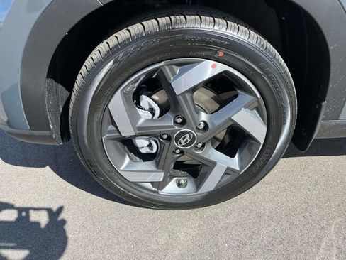 New 2026 Hyundai Venue SEL FWD image 9