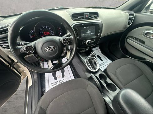 Used 2019 Kia Soul w/ Convenience Package FWD image 31