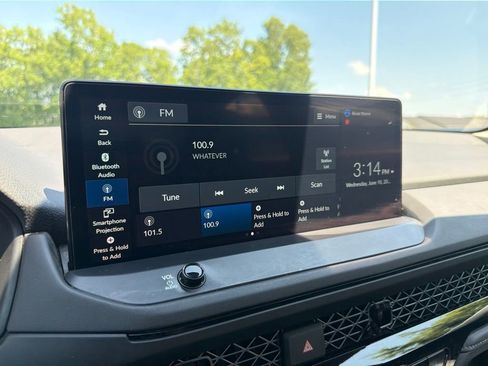 Used 2024 Honda Accord EX-L image 28