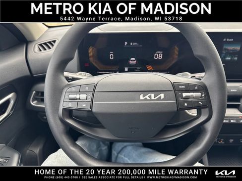 Used 2025 Kia K4 FWD image 18
