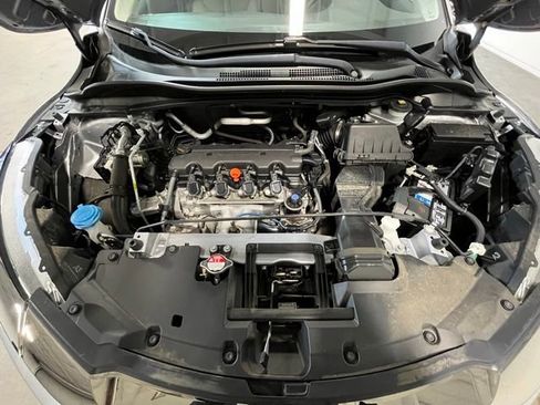 Used 2019 Honda HR-V LX image 26