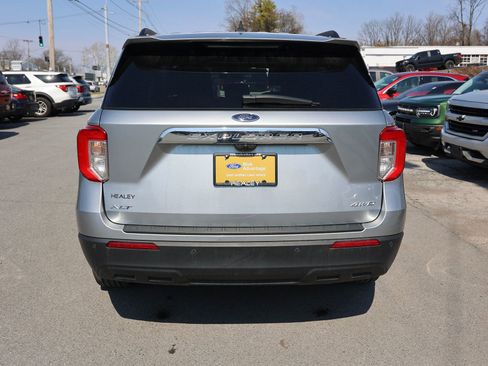 Certified 2023 Ford Explorer XLT image 6