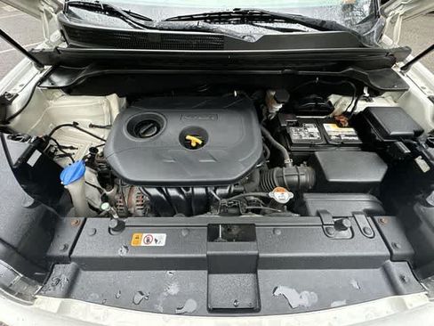 Used 2016 Kia Soul + w/ Audio Package FWD image 25