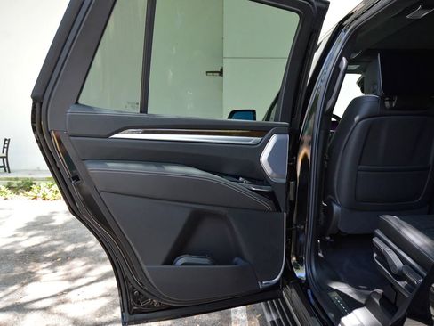 Used 2026 Cadillac Escalade Platinum Sport w/ LPO, ONYX Package AWD/4WD image 66