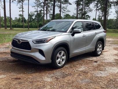 Used 2023 Toyota Highlander L