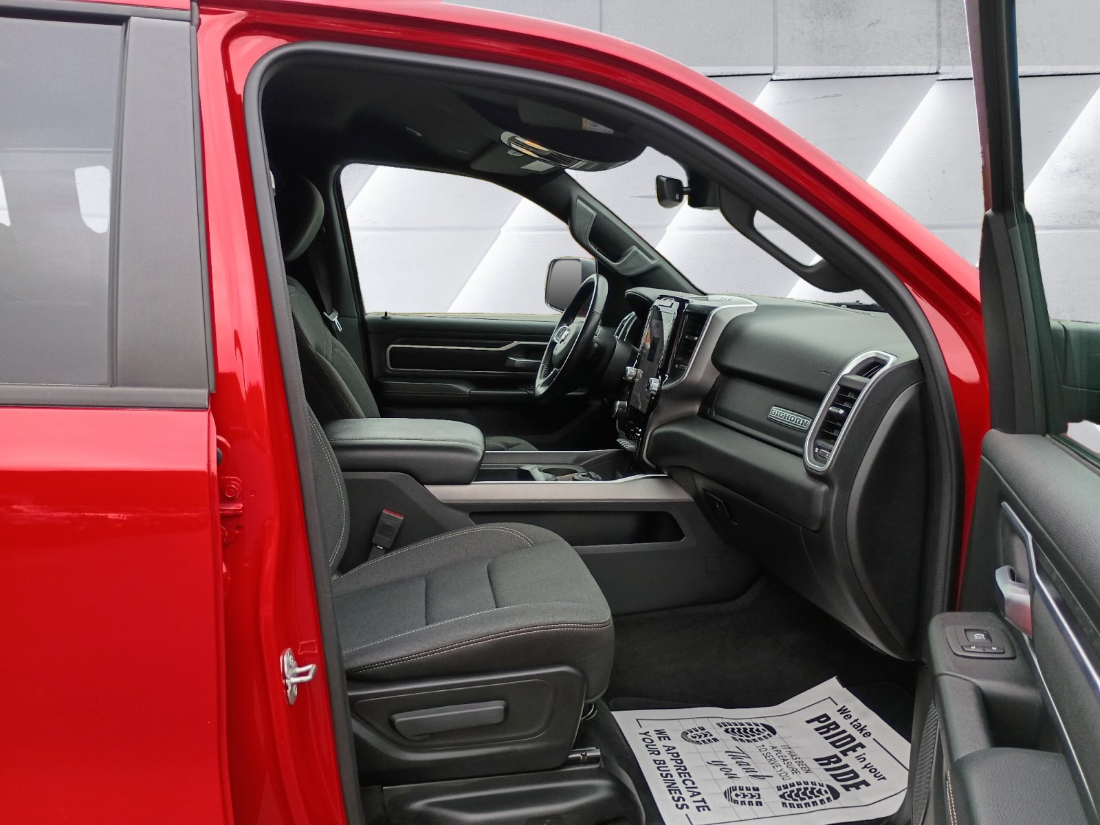 Used 2023 RAM 1500 Big Horn AWD/4WD image 18