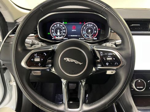 Used 2021 Jaguar F-PACE S image 23