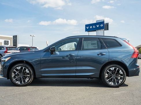 New 2026 Volvo XC60 B5 Plus w/ Climate Package image 4