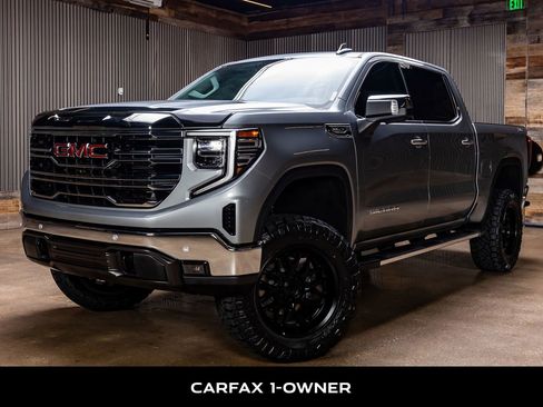 Used 2024 GMC Sierra 1500 SLT w/ SLT Premium Plus Package AWD/4WD image 5