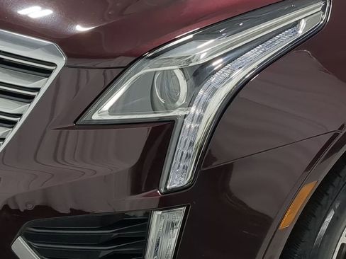 Used 2018 Cadillac XT5 Luxury w/ Driver Awareness Package image 18