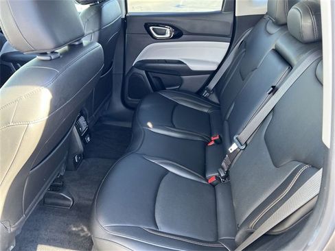 Used 2022 Jeep Compass Limited image 22
