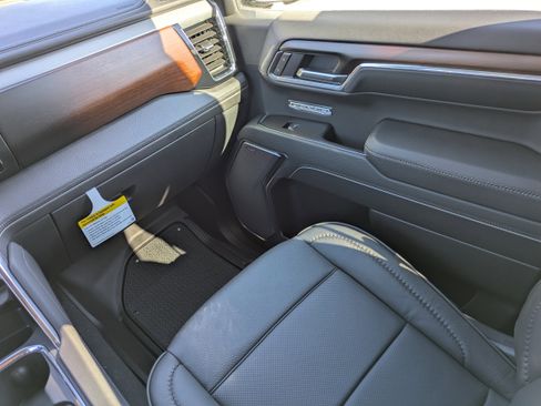 New 2026 GMC Sierra 1500 Denali w/ Denali Reserve Package image 16