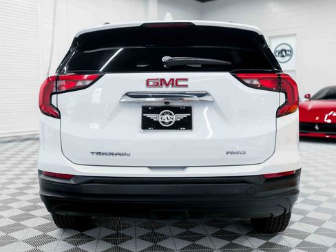 Used 2019 GMC Terrain SLE w/ Driver Convenience Package AWD/4WD image 8