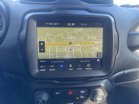 Used 2023 Jeep Renegade Latitude image 24