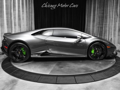 Used 2022 Lamborghini Huracan EVO RWD image 38