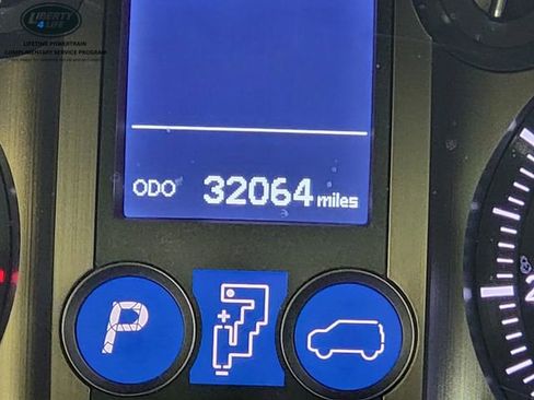 Used 2018 Lexus GX 460 Premium w/ Premium Package image 30