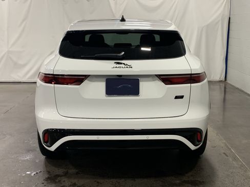 New 2026 Jaguar F-PACE R-Dynamic S image 8