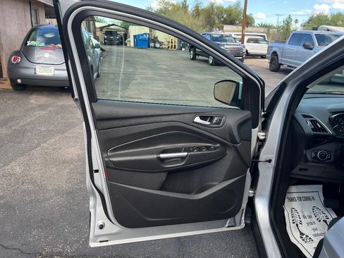 Used 2015 Ford Escape Titanium w/ Equipment Group 301A FWD image 28