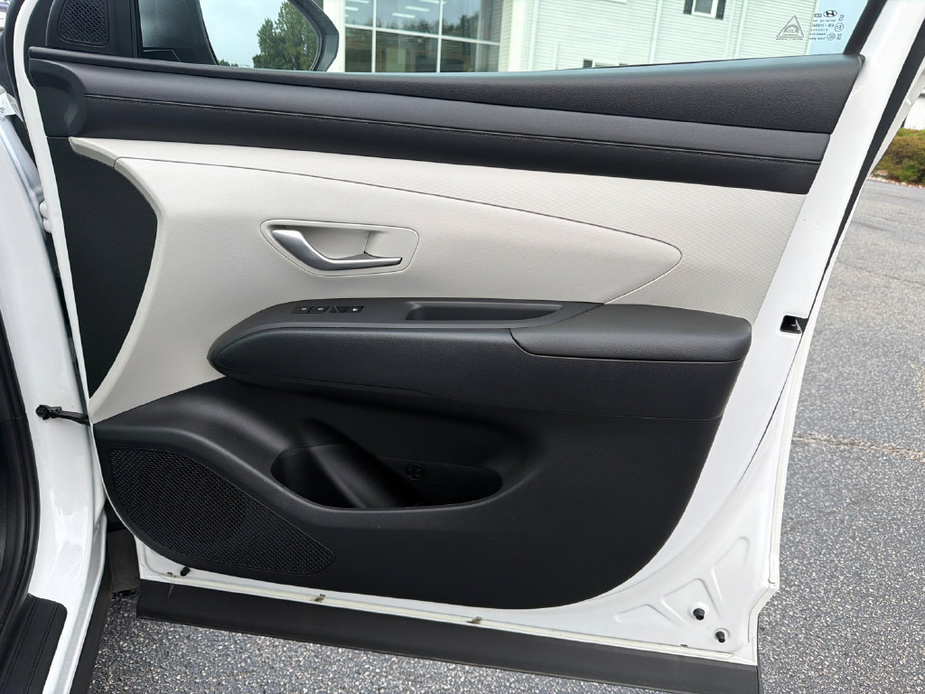Used 2025 Hyundai Tucson SEL FWD image 14