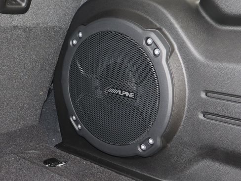 New 2025 Jeep Wrangler Unlimited Rubicon w/ Technology Group image 24