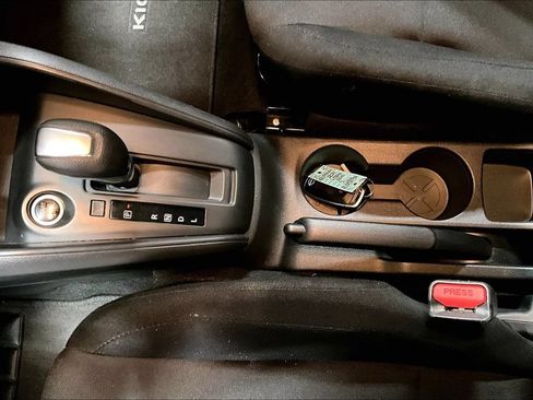 Used 2024 Nissan Kicks S FWD image 17