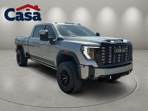Used 2025 GMC Sierra 2500 Denali Ultimate AWD/4WD image 7