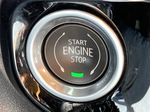 Used 2024 Chevrolet Silverado 1500 High Country w/ Technology Package image 18