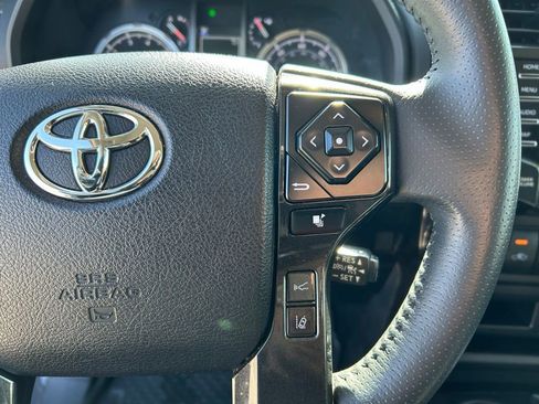 Used 2024 Toyota 4Runner TRD Off-Road image 12