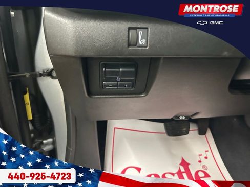 Used 2024 Chevrolet Colorado W/T w/ Safety Package image 13