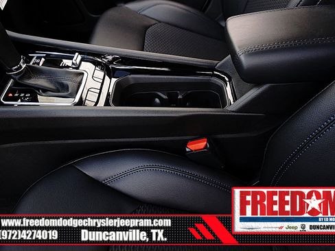 New 2026 Jeep Compass Latitude image 35