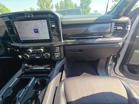 Used 2026 Ford F250 Lariat AWD/4WD image 9