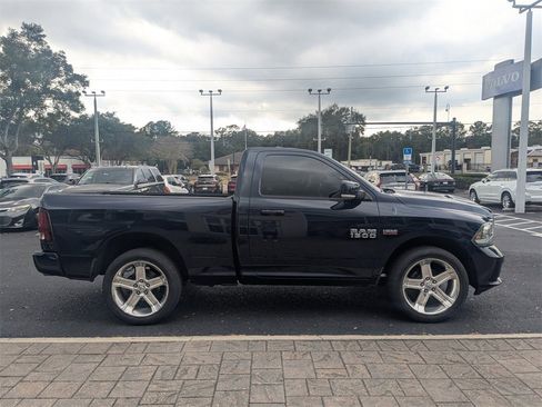 Used 2013 RAM 1500 R/T w/ Comfort Group image 8