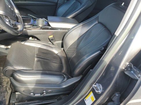 Used 2021 Lincoln Nautilus Reserve w/ Equipment Group 202A image 10