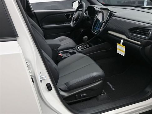 New 2025 Subaru Forester Limited image 31