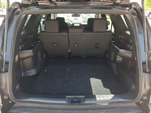 Used 2025 Toyota 4Runner SR5 image 29