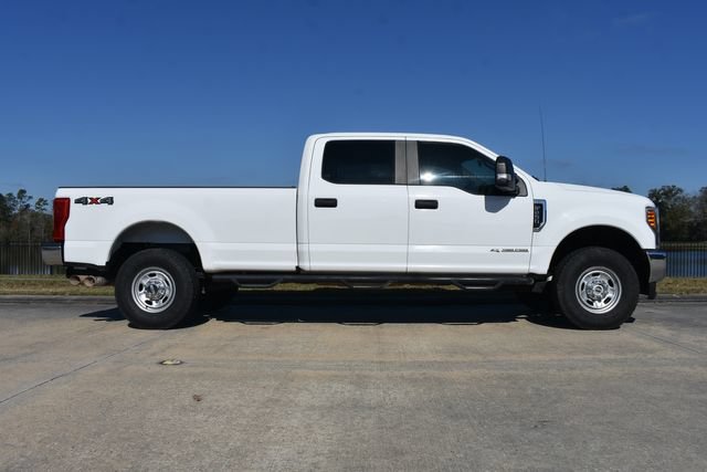 Used 2018 Ford F250 XL w/ Power Equipment Group AWD/4WD image 3
