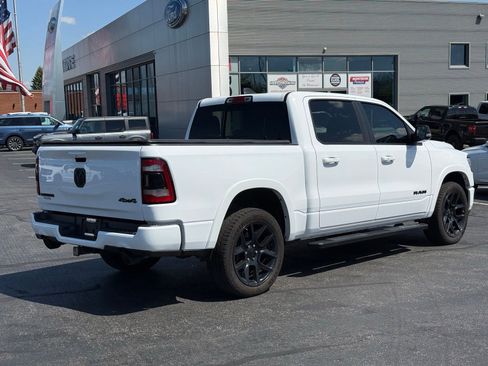 Used 2021 RAM 1500 Laramie AWD/4WD image 3