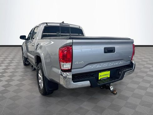 Used 2016 Toyota Tacoma SR5 w/ SR5 Appearance Package (SN) AWD/4WD image 32