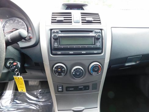Used 2012 Toyota Corolla S FWD image 10