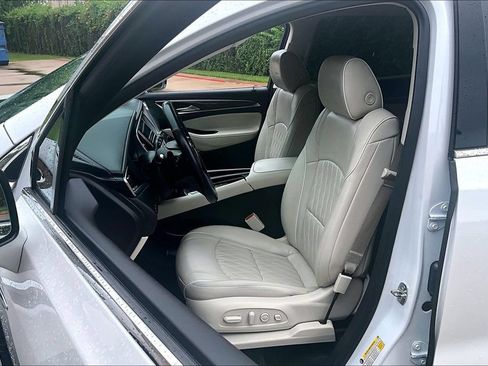 Used 2023 Buick Enclave Avenir w/ Avenir Technology Package FWD image 34