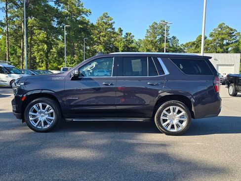 Certified 2022 Chevrolet Tahoe High Country AWD/4WD image 2